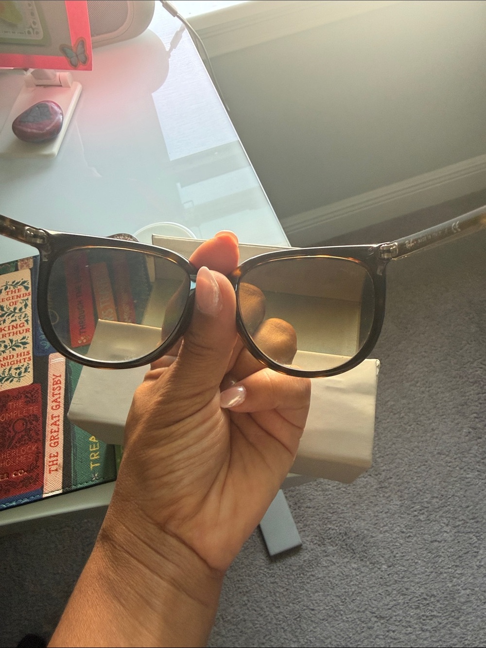 Ray-Ban Women’s Tortoiseshell Cat-Eye Sunglasses - Brown Lenses - Picture 4 of 4